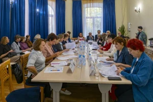 В Новосибирской областной молодежной библиотеке прошел круглый стол, посвященный социализации подростков